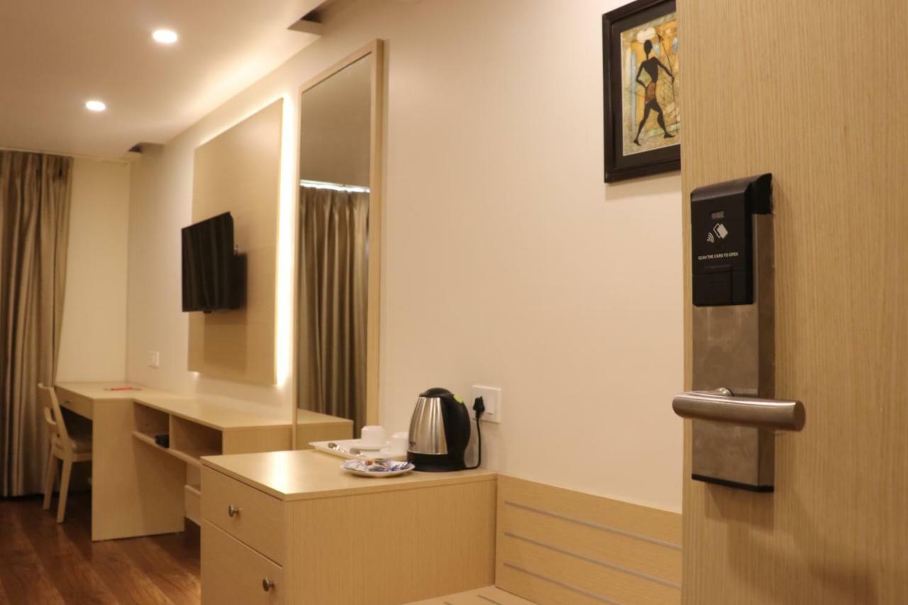 โรงแรมเลอ อะมอร์  โกตา ภายนอก รูปภาพ